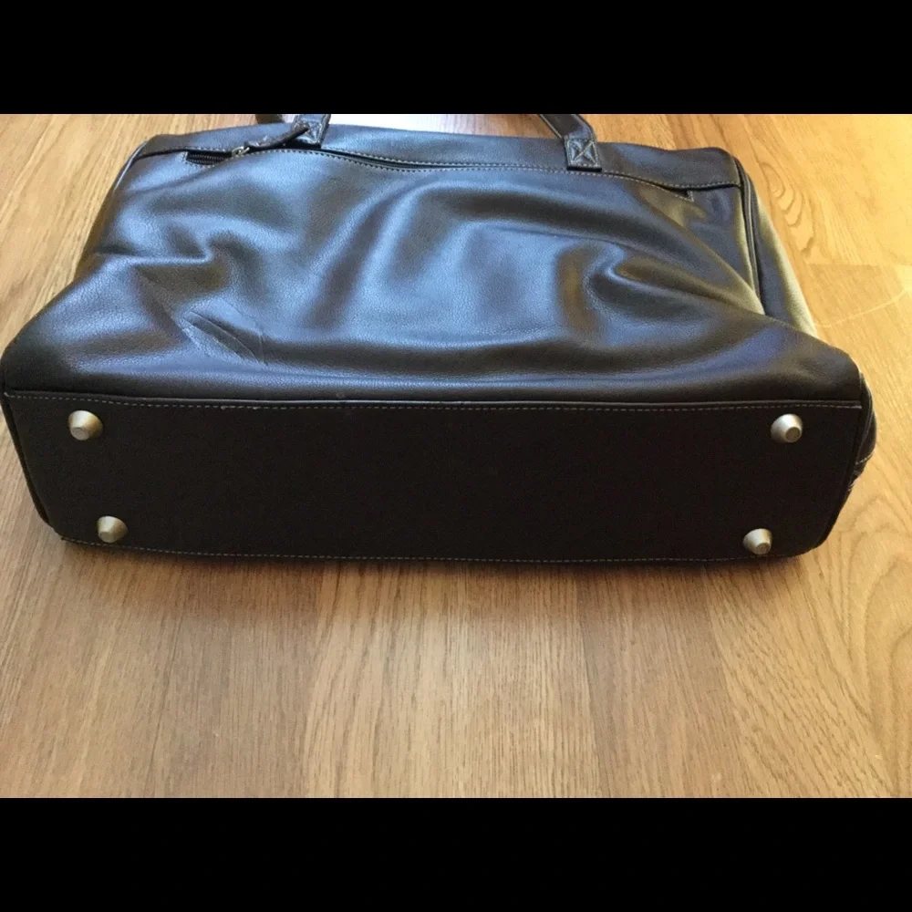 Buxton brown messenger bag laptop travel cary on commute bag unisex